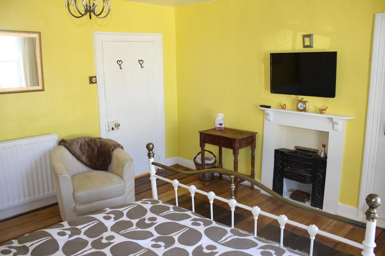 The Olde House Bed & Breakfast ดันสเตอร์ ภายนอก รูปภาพ