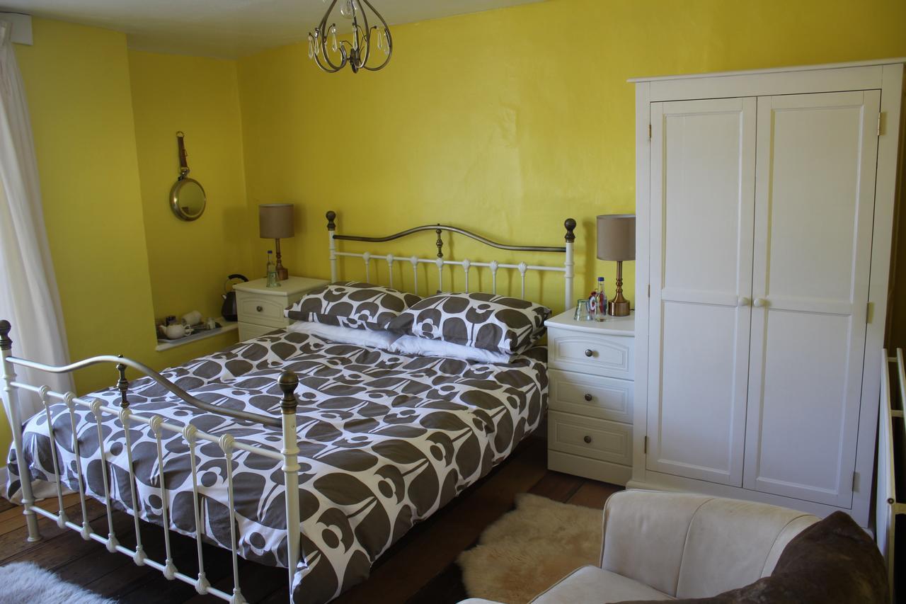 The Olde House Bed & Breakfast ดันสเตอร์ ภายนอก รูปภาพ