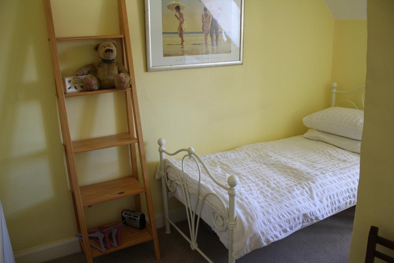 The Olde House Bed & Breakfast ดันสเตอร์ ภายนอก รูปภาพ
